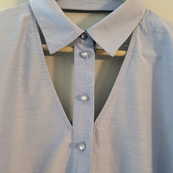Unique  blue shirt size Large NWOT - Picture 1 of 7
